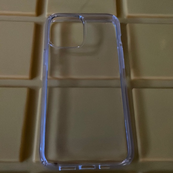 Lot of 4 iPhone cases 12 casemate, etc - Picture 4 of 9